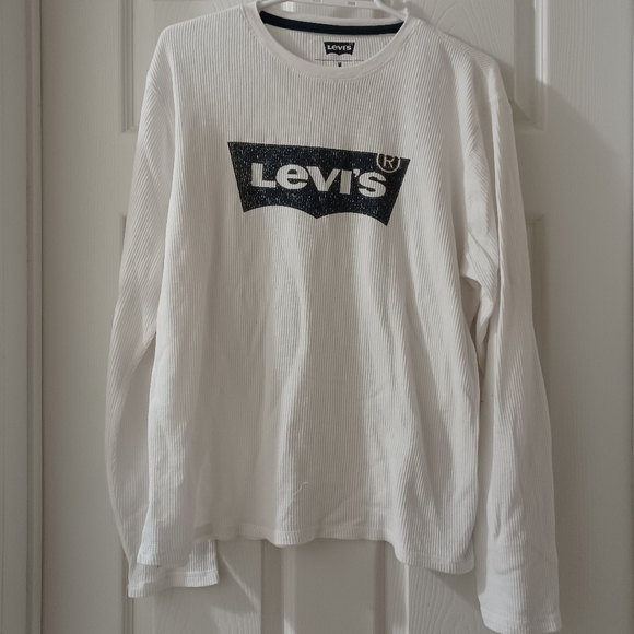 Levi's | Shirts | Levis Thermal Long 